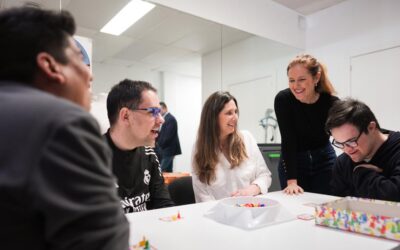 La Comunidad de Madrid presenta la primera Guía de Empleo para facilitar la inclusión laboral de personas con trastorno del espectro autista